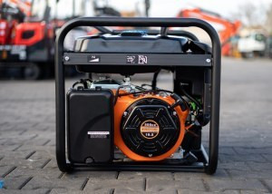 موتور برق 8.5 کیلووات تک فاز و سه فاز بنزینی استارتی کینگ وی KGG10000E-T