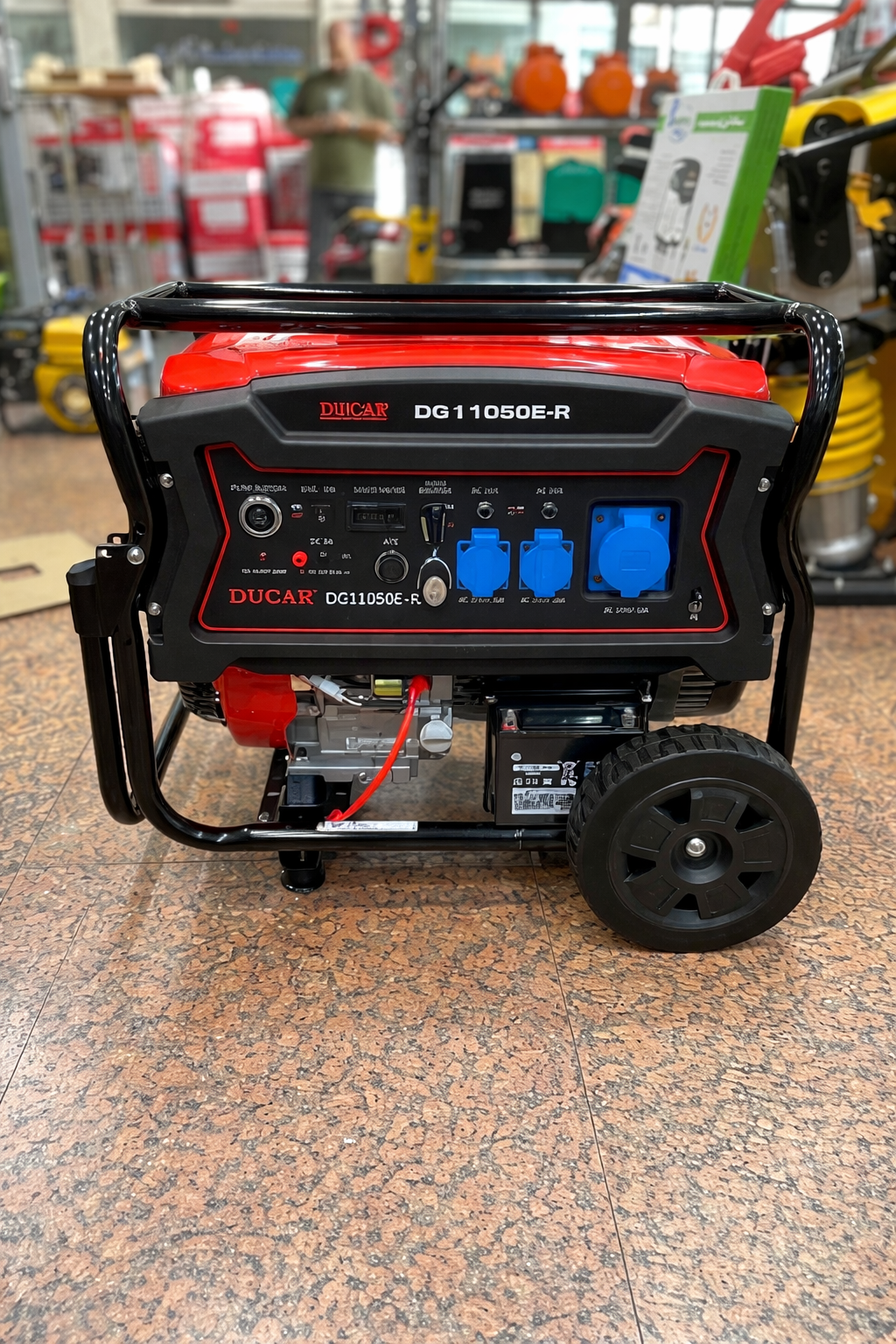 موتور برق  8.5 کیلووات تکفاز بنزینی ریموت دار  دوکار مدل DG11050E-R
